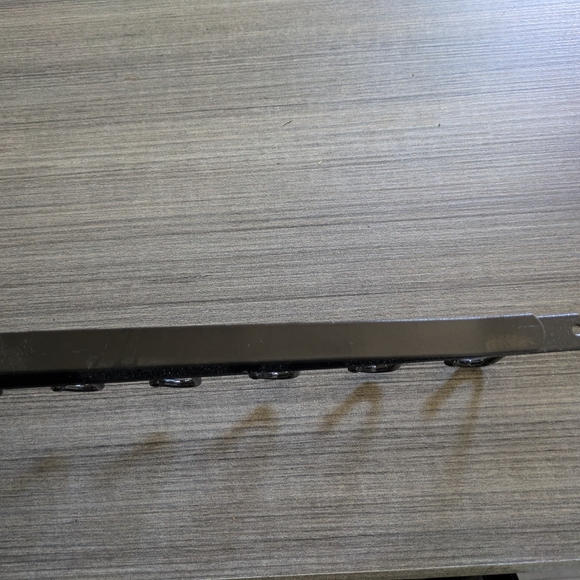 Metal cabinet hook - Picture 2 of 2